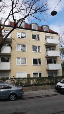München Pasing - ruhige Lage - Wohnen direkt an der Würm - 2,5 Zi - 3. OG - Wohnung