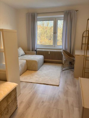 Möblierte 1-Zimmerwohnung für 1- 4 Jahre in Barmbek-Süd