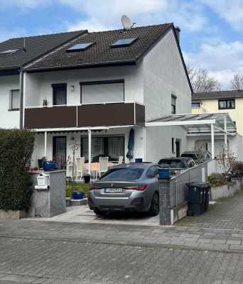 Große und geräumie Doppelhaushälfte in Rödermark