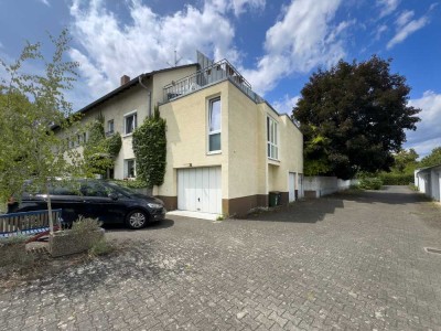 Attraktive 4-Zimmer Dachgeschosswohnung  mit 2 Dachterrassen in begehrter Mainzer-Oberstadt-Lage