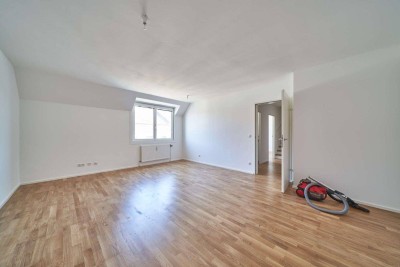 DG-Maisonette mit 4 Zimmern ** optional mit Tiefgarage ** nahe U3/U6 ** Wilhelminenspital