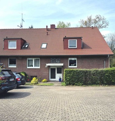 Attraktive, helle Eigentumswohnung mit Balkon in Toplage, Nähe „Mühlteich“ in Glinde