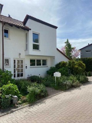 WOHNEN MIT FLAIR! Schöne Doppelhaushälfte, Garage, Terrasse + herrlicher Ausblick! Provisionsfrei!!!