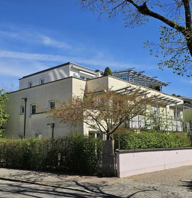 ENERGIEEFFIZIENTER LUXUS - PENTHOUSE MITTEN IN DACHAU - VIELE EXTRAS
