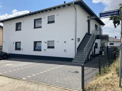 Neuwertige 2-Zimmer Wohnung mit Garten, Einbauküche und Stellplatz -Erstbezug nach Eigentümernutzung