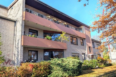 Bad Schwartau - gut geschnittene 3-Zimmer-Wohnung mit Balkon und Garage