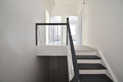 Haus-im-Haus! Renovierte 3-Z-Maisonette-Whg in NE-Hoisten