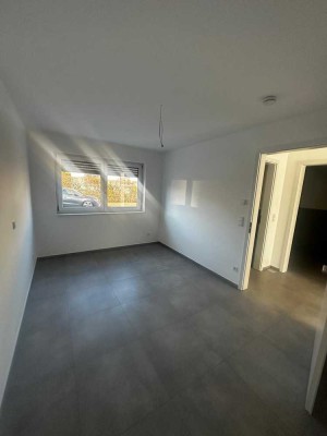 Neubau! 4-Zimmer EG-Wohnung / Provisionsfrei !!