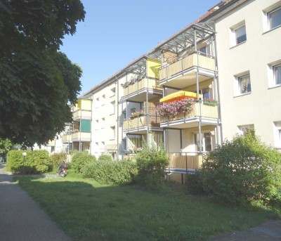 Tolkewitz: sonnige 2,5-Zi-Wohnung mit Wanne & TG
