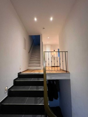 TAUSCHWOHNUNG Charmante 2-Zimmer-Wohnung mit Echtholzparkett & Einbauküche im Severinsviertel