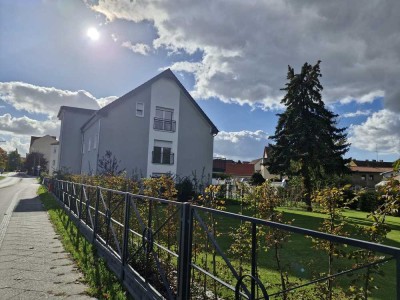 +++Lichtdurchflutete 4 Zimmer-Neubau-Wohnung mit Terrasse im Erstbezug am Altstadtrand+++