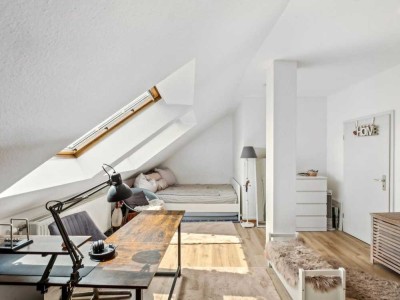 Urbanes Wohnen für Paare: 4-Zimmer-Maisonettewohnung auf zwei Ebenen in Pankow