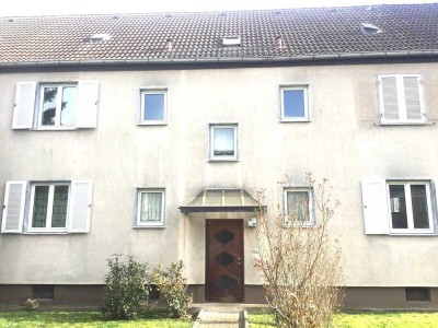 Sanierte 2 Zimmerwohnung mit Balkon und Tageslichtbad