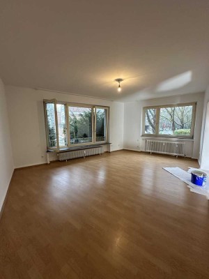 Große und lichtdurchflutete 3 Zimmer Wohnung | 79 m²