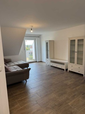 Helle, gepflegte Wohnung mit Balkon und Tiefgarage