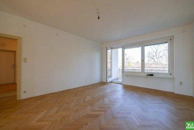 Modernisierte 4-Zimmer-Wohnung mit Loggia und Grünblick