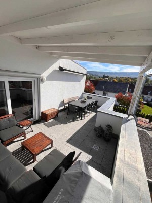 Exklusive DG-Wohnung mit großer Dachterrasse