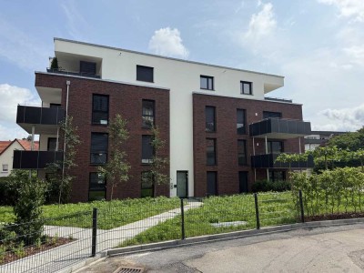 Neubau  2,5-Raum-EG- mit luxuriöser Innenausstattung mit EBK in Aalen / Mögglingen