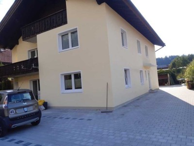 � Exklusive 3-Zimmer-Wohnung (KfW100) mit umlaufendem Balkon direkt an der Isar in Mittenwald �