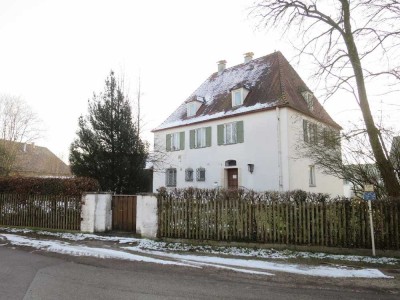 Ehemaliges Pfarrhaus ohne Denkmalschutz