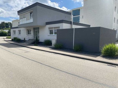 Modernisierte 2-Zimmer-Wohnung mit Einbauküche in Amstetten