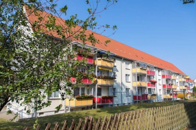 Kein Hindernislauf! Moderne 3RW mit bodentiefer Dusche im EG!