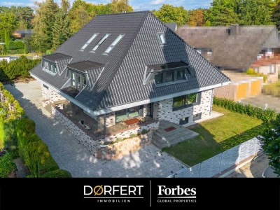 Luxuriöse Villa hochwertig saniert: Wohntraum für Großfamilie in ruhiger Lage, verkehrsgünstig