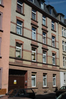 Frankfurt-Bockenheim, 2-Zi. Altbau-Wohnung mit Wohnküche,