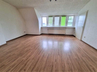 *Zentrale 3- Zimmer Wohnung mit Einbauküche*