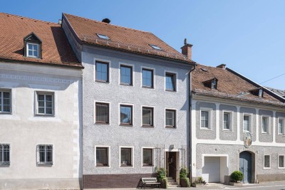 Gepflegtes Mehrfamilienhaus im Herzen von Steyrdorf