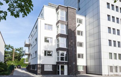 Stilvolle, neuwertige 2-Zimmer-Wohnung mit gehobener Innenausstattung mit Balkon in Raderthal
