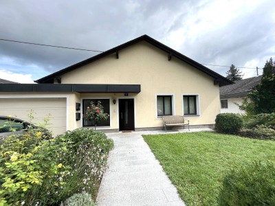 Schöner Wohnen in einem Zweifamilienhaus! Optimale Pärchenwohnung! Perfekt für Ihr Home-Office!