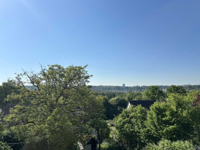 Blick ins Grüne und Ruhe - 3-Zimmer-Wohnung mit Balkon und EBK in Stuttgart-Dachswald