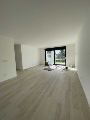 Neuwertige 3-Zimmer-Wohnung mit Balkon in Bergisch