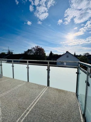 *Gute Lage* ICE Fußläufig * Freundliche 3-Zimmer-Wohnung mit Balkon in Siegburg *Siegdamm*