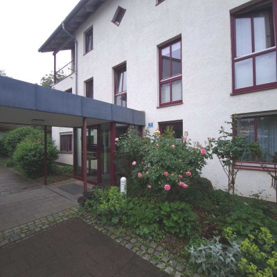 Helle 3-Zimmer-Wohnung in ruhiger Lage im Poinger Blumenviertel
