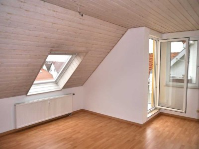 ERFURT-FRIENSTEDT!  Attraktive Wohnung mit Sonnenbalkon und Einbauküche