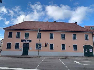 Wohn- und Geschäftshaus mit vielen Möglichkeiten mitten in Aichach / Toplage zu verkaufen!