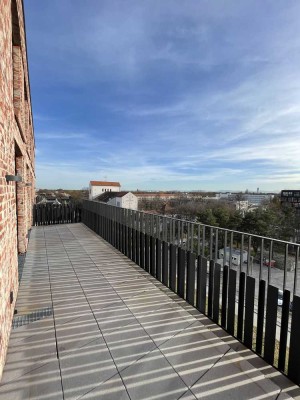 Luxuriöse 3‑Zimmer Wohnung im 6. OG mit Südbalkon in Berg am Laim