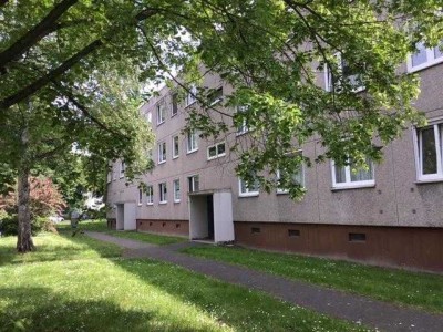 Gelegenheit! Günstige 3-Zimmer-Wohnung mit Balkon sucht Mieter