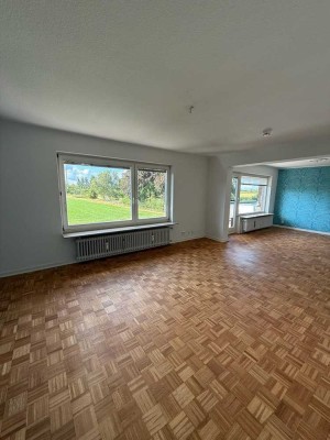 Große 3 Zimmer mit Blick ins Büro in Bönnigstedt