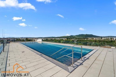 ++NEU++EINZIGARTIGE WOHLFÜHLOASE //DIE PERFEKTE KOMBINATION AUS KOMFORT UND EXKLUSIVITÄT//SONNIGE FREIFLÄCHE, SWIMMINGPOOL, GARAGE UND VIELES MEHR!