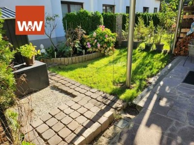 Modernisiert, 4 Zimmer, 2 Bäder, Erdgeschoss, eigener Garten, eigener Eingang! Zentrumsnah!