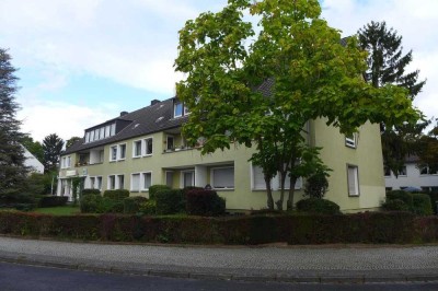 Bonn Alt-Tannenbusch. renovierte 2 ZKB am Paulusplatz