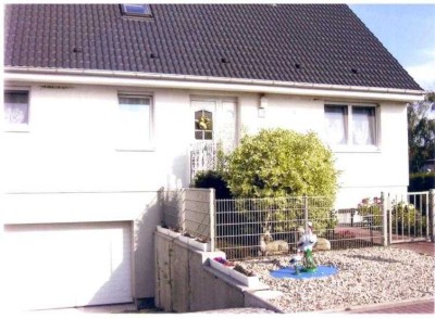 Wohnen in 2 Wohnungen unter einem Dach im Mehrgenerationenhaus und Leben in Schwante