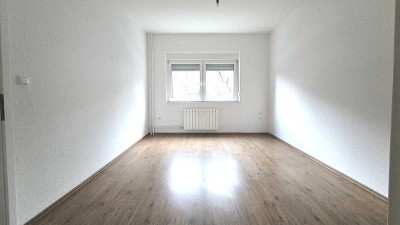 3-Zimmer-Erdgeschosswohnung mit Balkon!