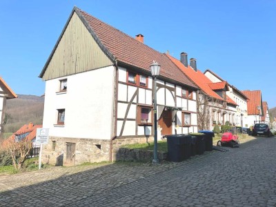 Solides Ein-/Zweifamilienhaus im schönen Schieder-Schwalenberg