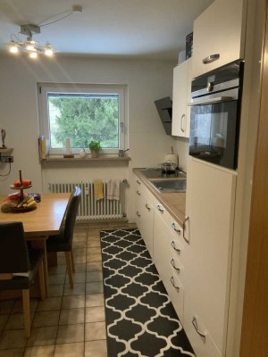 Großzügige EG Wohnung mit zwei Balkonen und Garage im Herzen des Südschwarzwald.