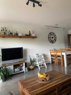 3-Zi-Whg mit Balkon, Einbauküche, TG Stellplatz von PRIVAT