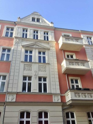 Sonnige 2-Zimmer-Wohnung mit 2 Balkonen - sofort bezugsfrei